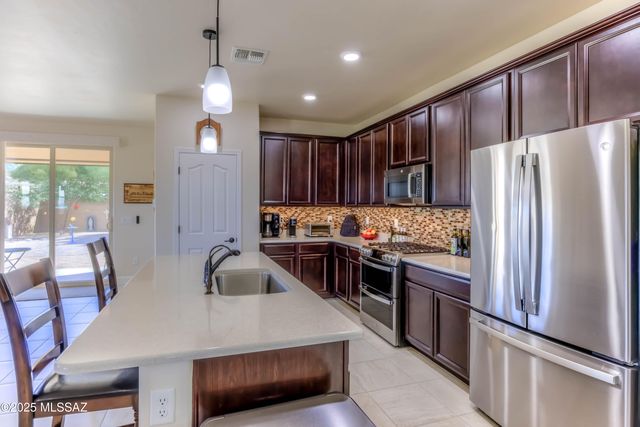 10838 E Painted Mesa Place, Vail, AZ 85641