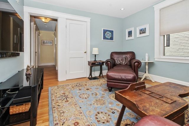 19 Mount Vernon, Needham, MA 02492