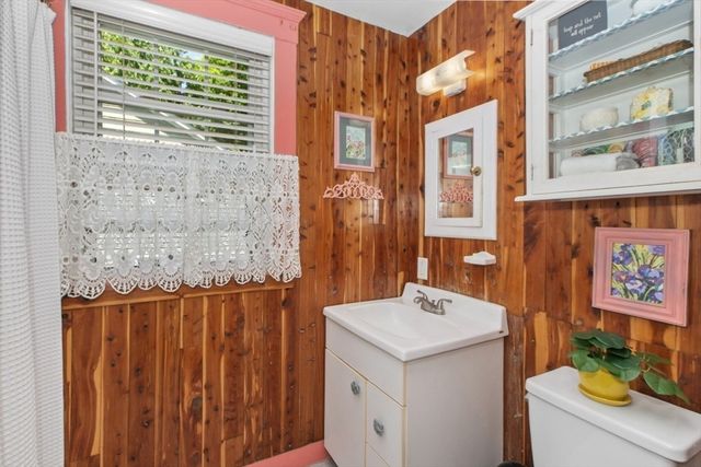 19 Mount Vernon, Needham, MA 02492