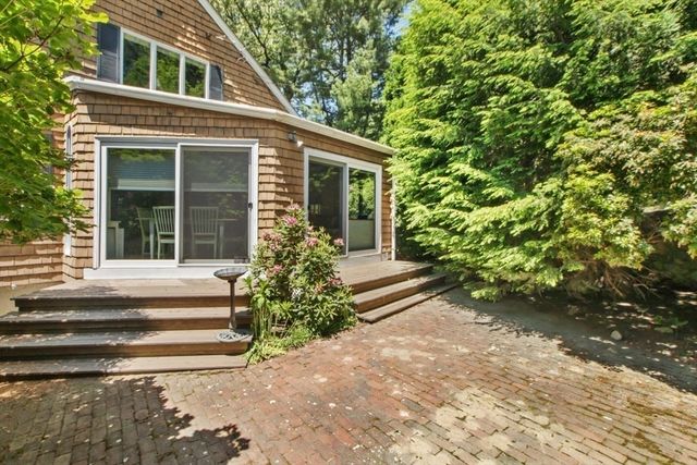 19 Mount Vernon, Needham, MA 02492