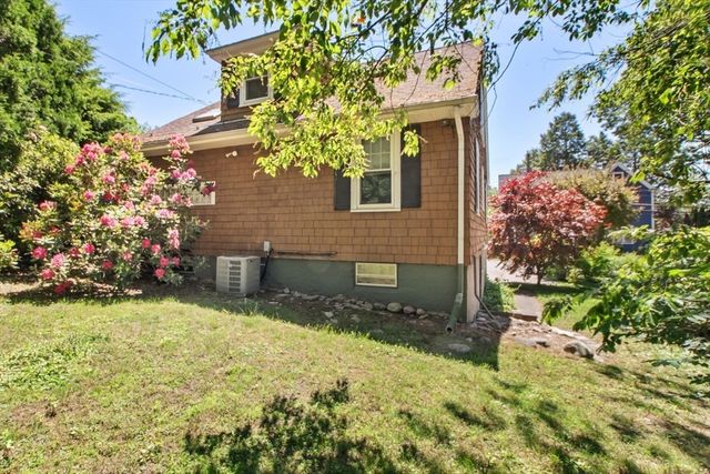 19 Mount Vernon, Needham, MA 02492