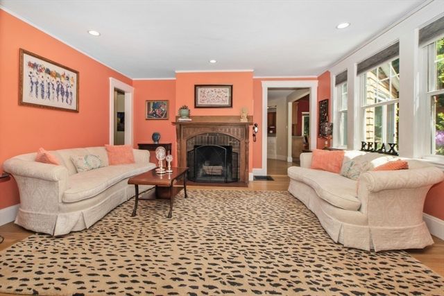 19 Mount Vernon, Needham, MA 02492
