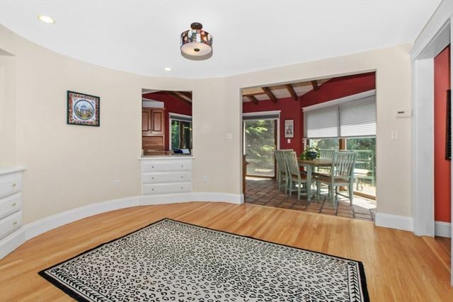 19 Mount Vernon, Needham, MA 02492