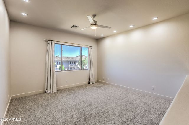 15240 N CLUBGATE Drive 111, Scottsdale, AZ 85254