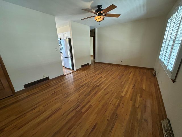 2812 4TH Avenue, Council Bluffs, IA 51501