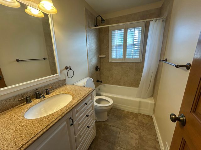 2812 4TH Avenue, Council Bluffs, IA 51501