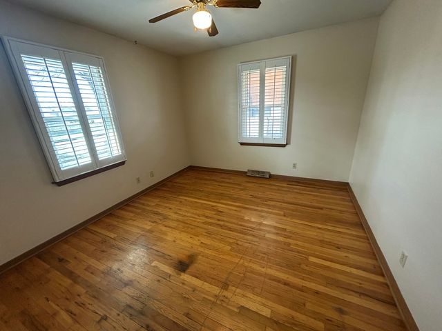 2812 4TH Avenue, Council Bluffs, IA 51501