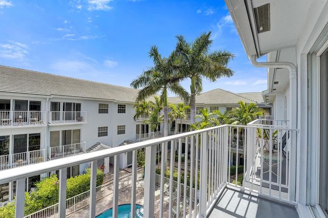 2725 NE 8th Avenue 104, Wilton Manors, FL 33334