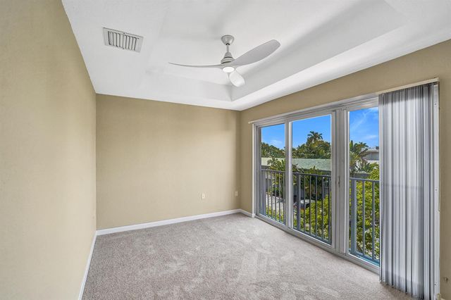 2725 NE 8th Avenue 104, Wilton Manors, FL 33334