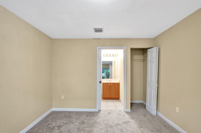 2725 NE 8th Avenue 104, Wilton Manors, FL 33334