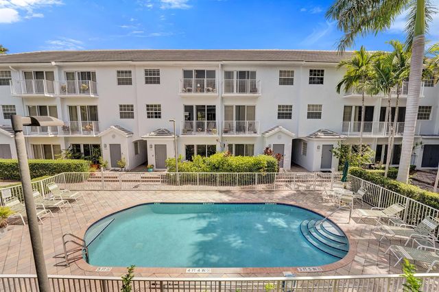 2725 NE 8th Avenue 104, Wilton Manors, FL 33334
