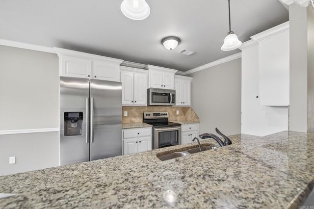 312 Bobwhite Circle, Lonoke, AR 72086