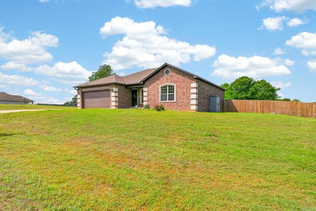312 Bobwhite Circle, Lonoke, AR 72086