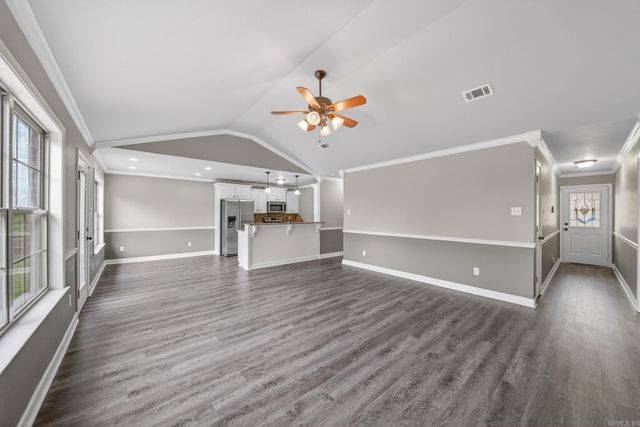 312 Bobwhite Circle, Lonoke, AR 72086