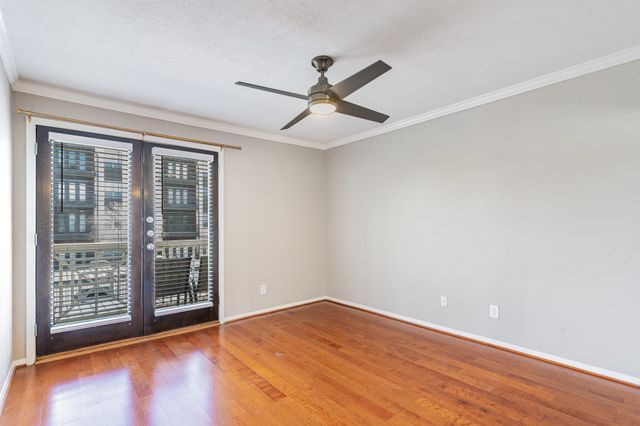 5934 Sandhurst Lane 207, Dallas, TX 75206