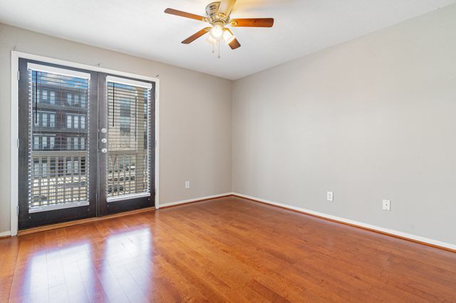 5934 Sandhurst Lane 207, Dallas, TX 75206