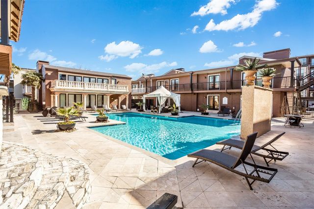 5934 Sandhurst Lane 207, Dallas, TX 75206