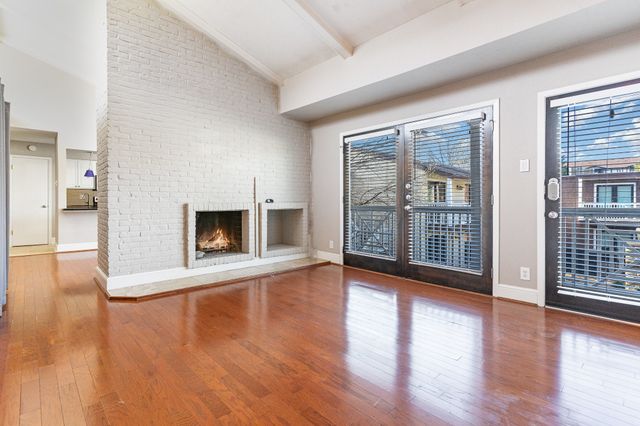 5934 Sandhurst Lane 207, Dallas, TX 75206