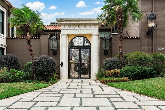 5934 Sandhurst Lane 207, Dallas, TX 75206