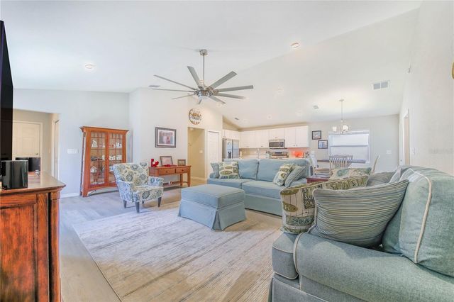 3304 COSTELLO CIRCLE, Winter Haven, FL 33884