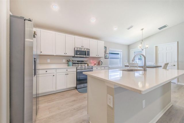 3304 COSTELLO CIRCLE, Winter Haven, FL 33884