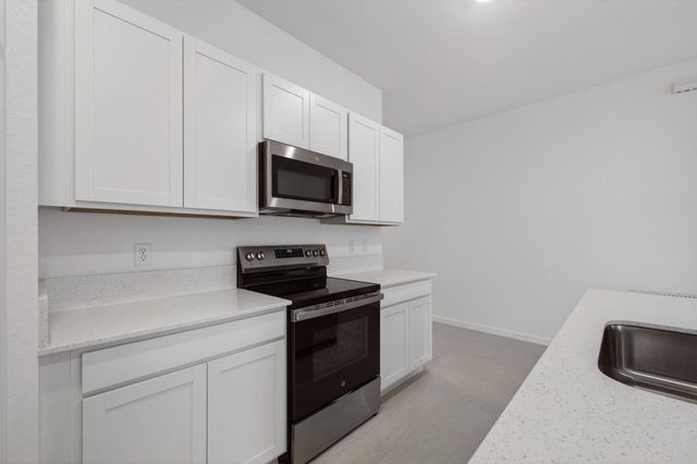 748 Carlyle Way, Fort Pierce, FL 34947