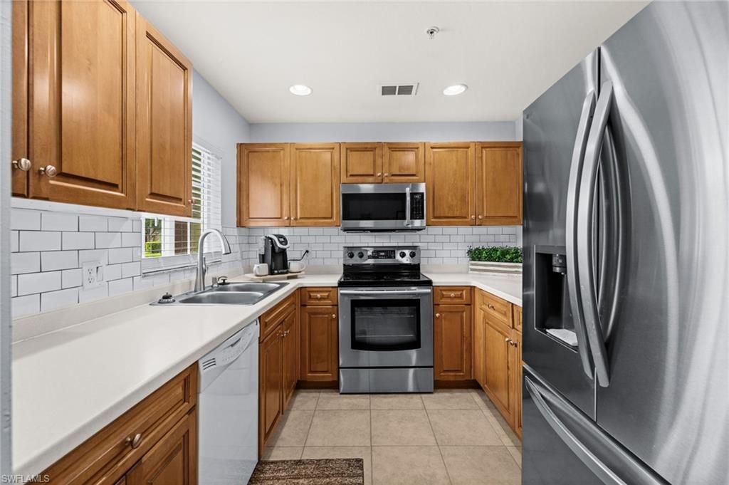 9430 Ivy Brook RUN 405, FORT MYERS, FL 33913 — photo 5