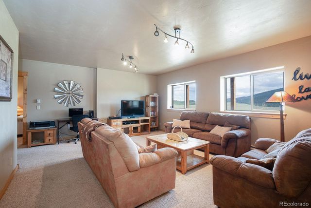 355 Oahu Road, Buena Vista, CO 81211