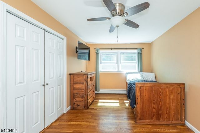 44 Molinari Dr, Wanaque Boro, NJ 07465