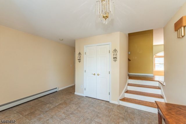 44 Molinari Dr, Wanaque Boro, NJ 07465