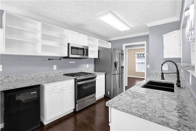 5870 Tallant Drive, Sugar Hill, GA 30518