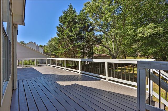 5870 Tallant Drive, Sugar Hill, GA 30518