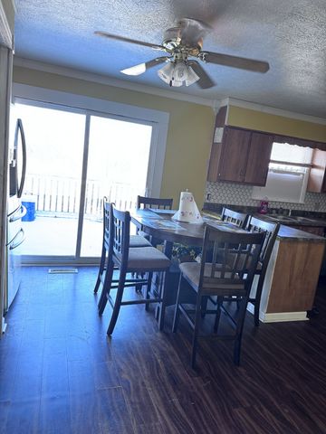 562 McQuade Cir, Mcminnville, TN 37110