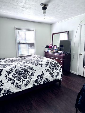 562 McQuade Cir, Mcminnville, TN 37110