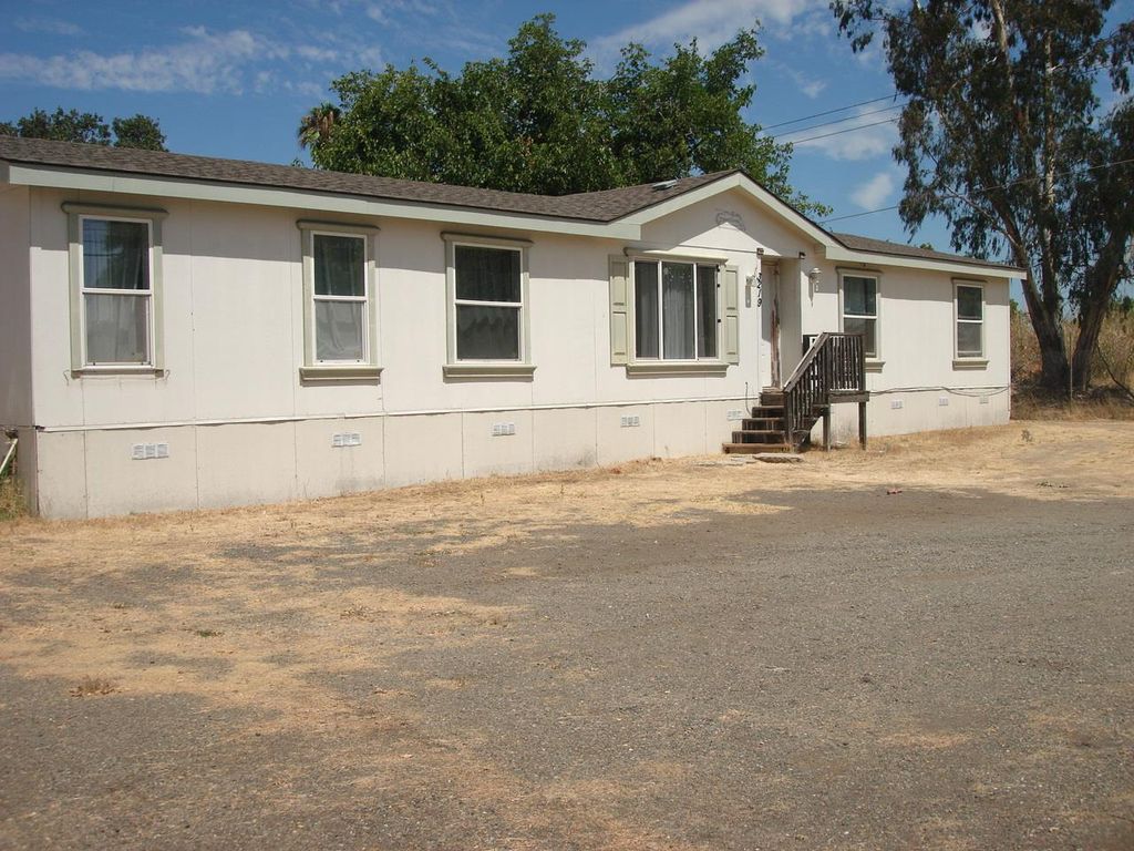 6400 32ND St, North Highlands, CA 95660