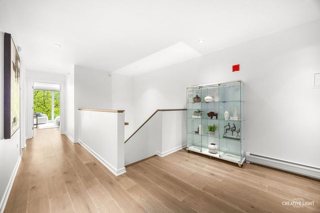 204 N Park Drive, Chicago, IL 60601