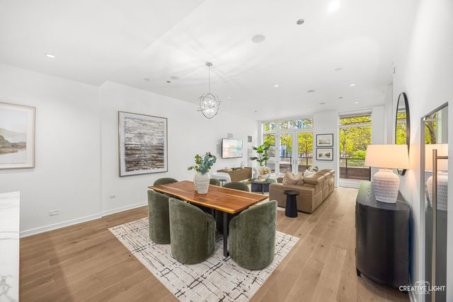 204 N Park Drive, Chicago, IL 60601