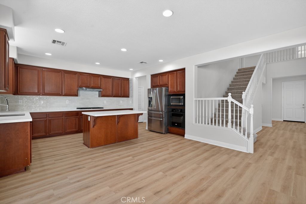 Image 9 of property listing at 13548 Baxter Court, Moreno Valley, CA 92555