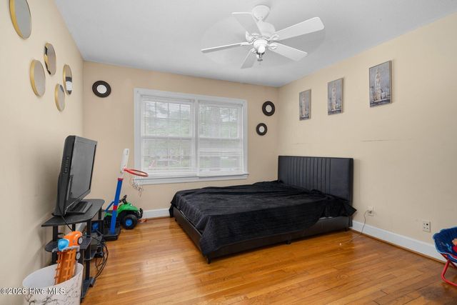 1811 Delwood Drive W, Wilson, NC 27893