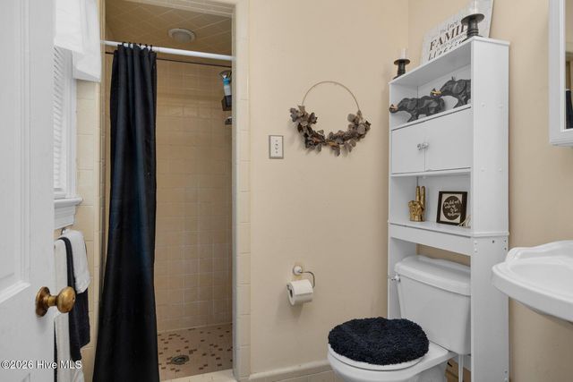 1811 Delwood Drive W, Wilson, NC 27893