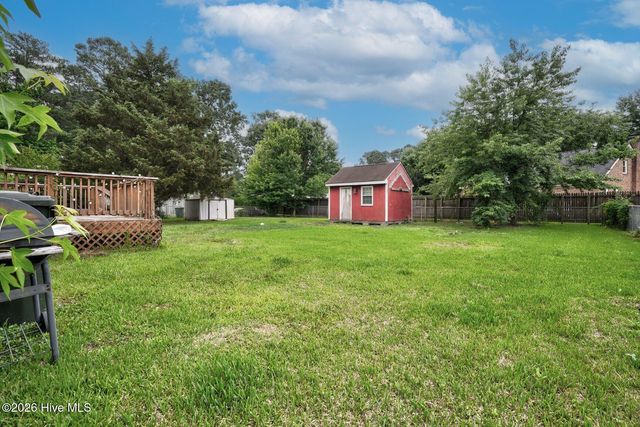 1811 Delwood Drive W, Wilson, NC 27893