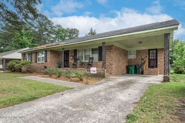 1811 Delwood Drive W, Wilson, NC 27893