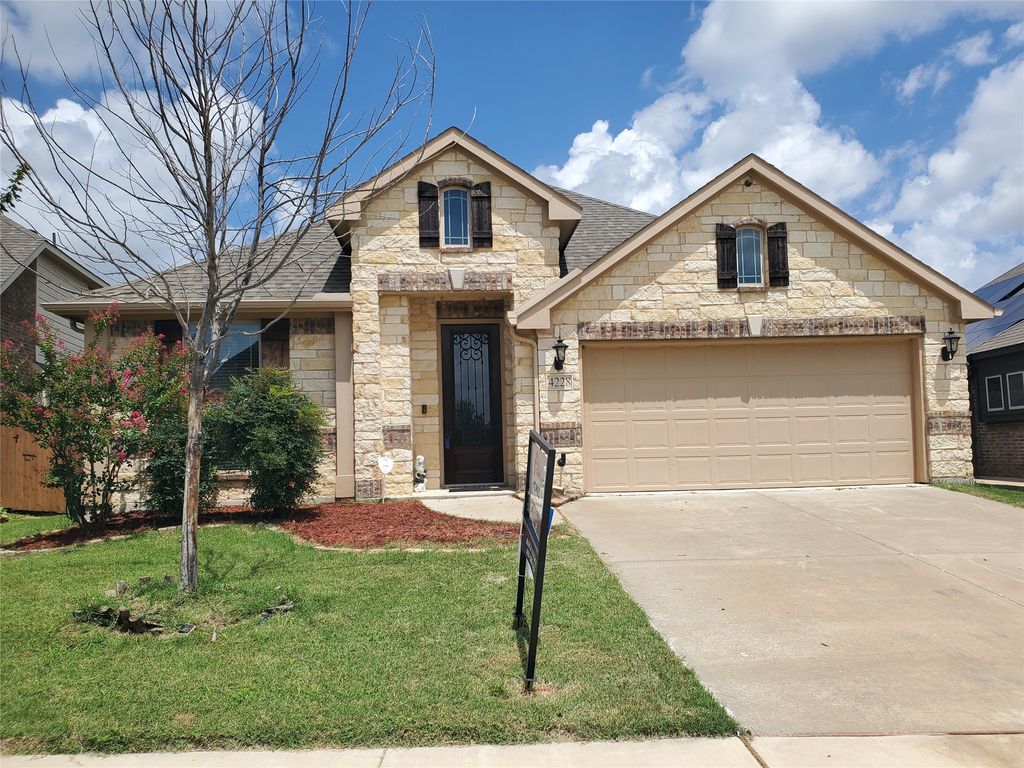 4228 Sweet Clover Lane, Fort Worth, TX 76036 — photo 2