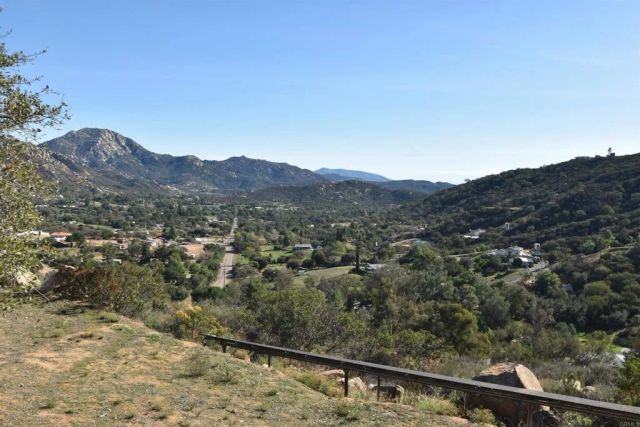 15519 Skyline Truck Trail, Jamul, CA 91935