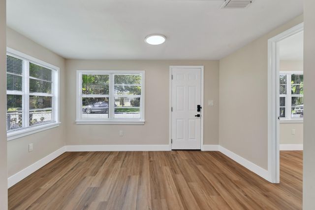 3714 Henry Avenue, West Palm Beach, FL 33405