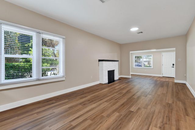 3714 Henry Avenue, West Palm Beach, FL 33405