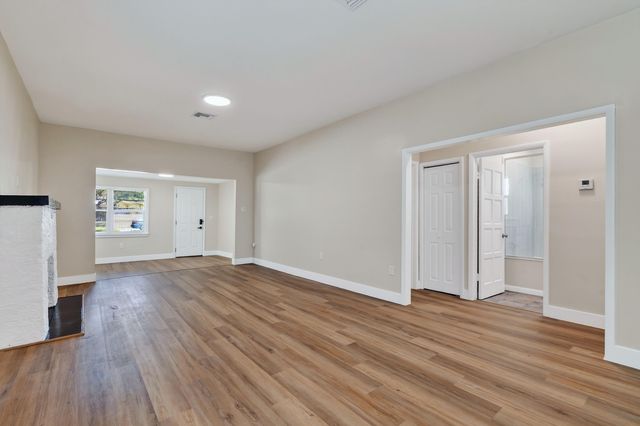 3714 Henry Avenue, West Palm Beach, FL 33405