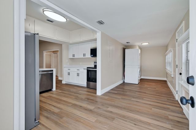 3714 Henry Avenue, West Palm Beach, FL 33405