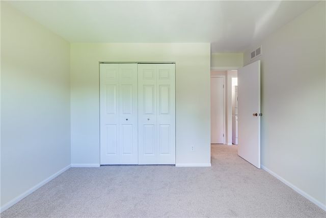 18 De Paul Drive, East Rochester, NY 14445