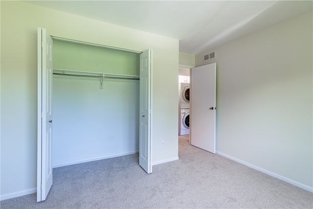 18 De Paul Drive, East Rochester, NY 14445
